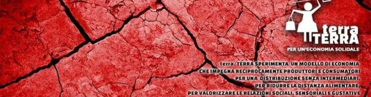 Ci volevano consumatori e individualisti, ci hanno isolato e mandato al supermercato, per legge!